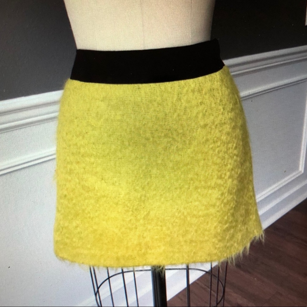 ⭐️HOST PICK⭐️ Milly Mohair Mini Skirt